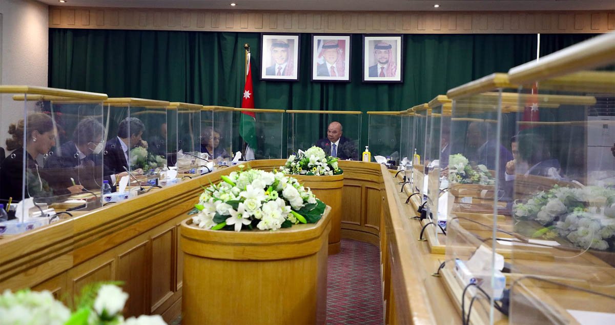 رئيس مجلس الأعيان يلتقي نائبة وزير خارجية إيطاليا