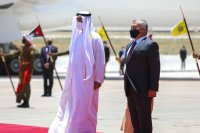 الملك وولي العهد يودعان ولي عهد أبوظبي