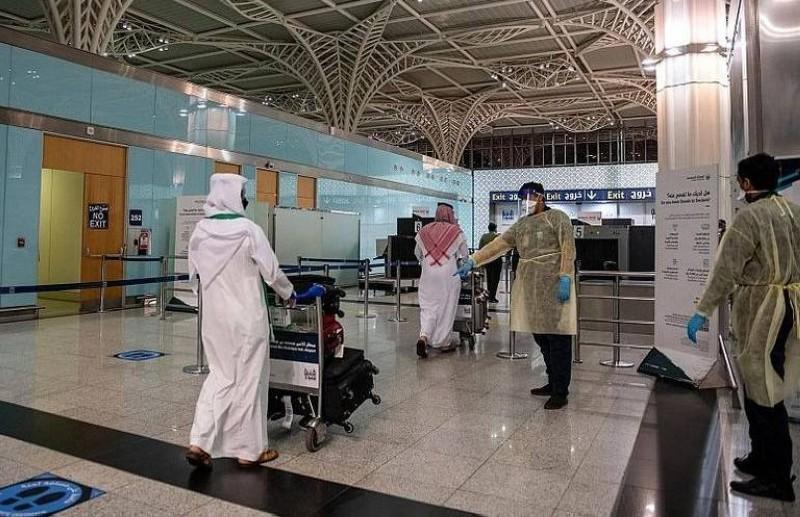 السعودية: السماح بدخول القادمين من 11 دولة