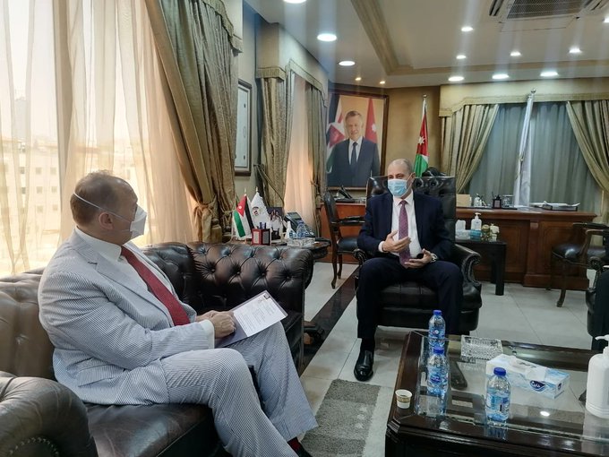 السفير الأمريكي: بلادي حريصة على تخفيض نسب معدلات البطالة في الأردن