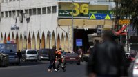 السماح لمن تلقى الجرعة الأولى من المطعوم بالتجول خلال الحظر من منتصف حزيران