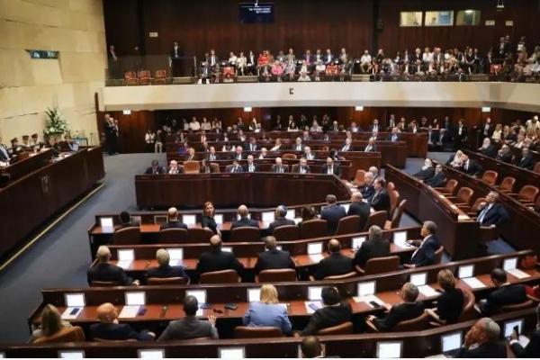 كنيست الاحتلال ينتخب رئيساً جديداً بعد انتهاء ولاية ريفلين