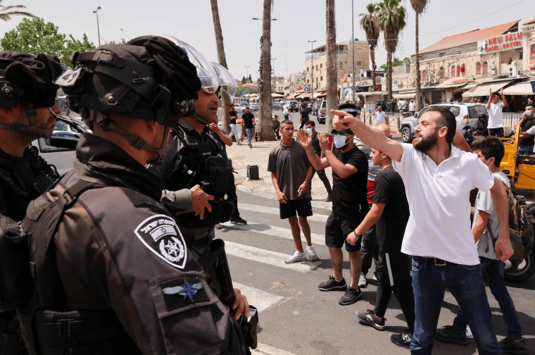للتصدي لـ”مسيرة الأعلام”.. دعوات للتواجد في القدس والبلدة القديمة والرباط في الأقصى