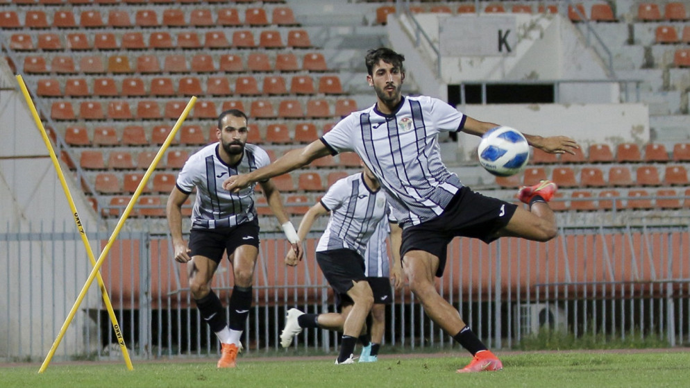 المنتخب الوطني لكرة القدم يلتقي نظيره النيبالي الاثنين