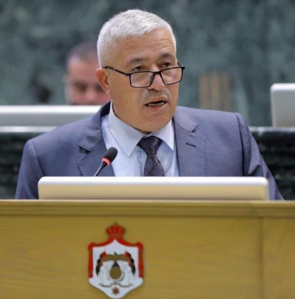 الطراونة يعتذر ..