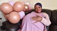 حامل "أنجبت" 10 توائم.. ما حقيقة الأمر؟