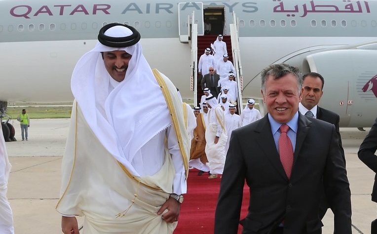 الصفدي ينقل تحيات الملك إلى أمير دولة قطر