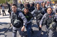 بالفيديو والصور ..الاحتلال الصهيوني يعتدي على الفلسطينيين في القدس المحتلة