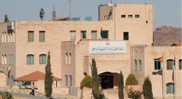 إقليم البترا يدعو أصحاب المنشآت السياحية والاقتصادية لتلقي لقاح كورونا