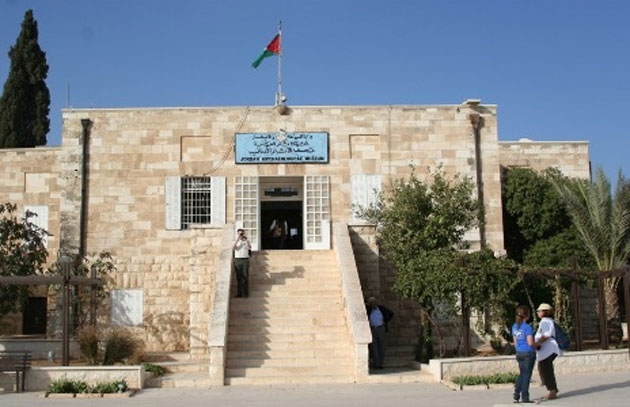 السجن 6 سنوات وغرامة لمتهم بقضية متحف الآثار