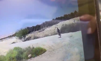 بالفيديو: فلسطيني يطعن مجندة "إسرائيلية" بوادي الأردن ويستولي على سلاحها