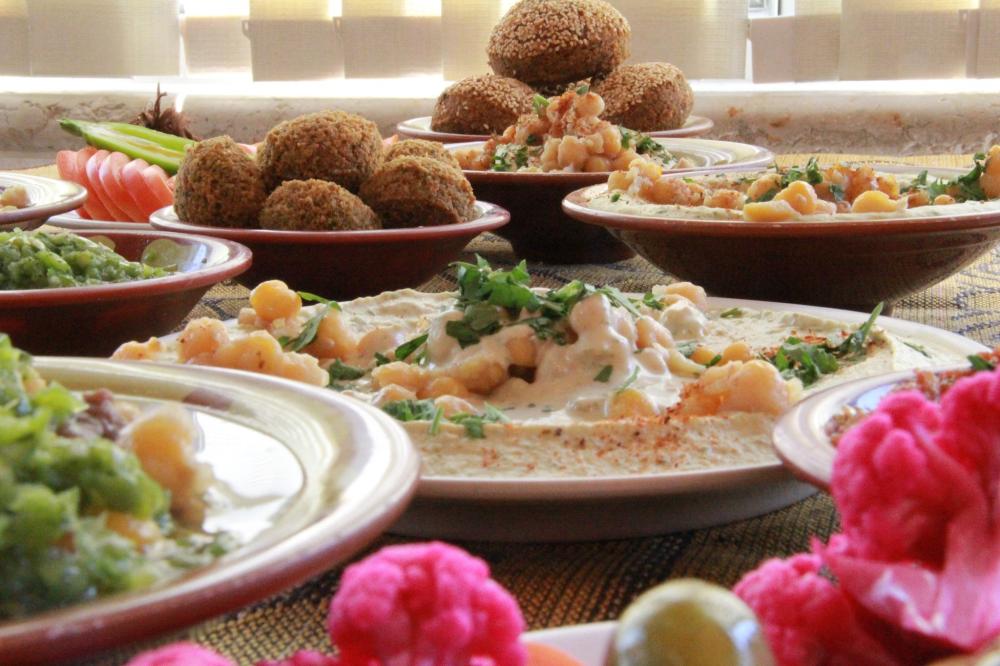  دعوة لاعادة النظر بقوائم أسعار المطاعم الشعبية