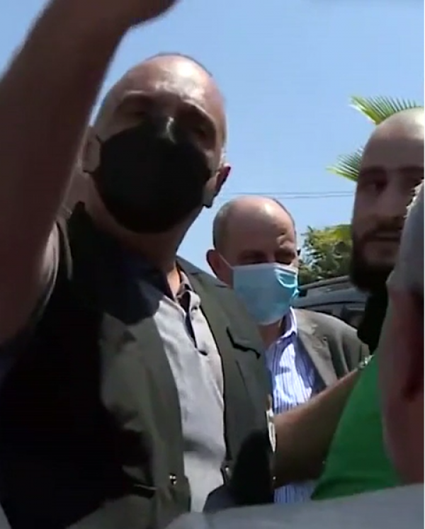 ماذا حصل بين الخصاونة وموظفي عقود في جرش؟ (فيديو)