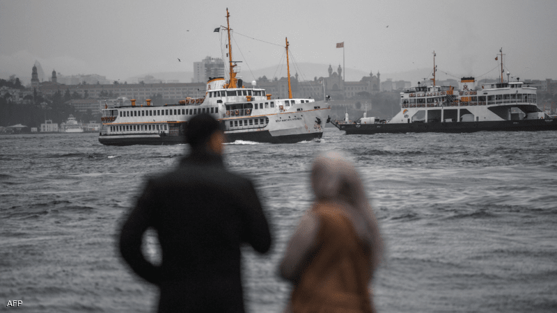 "فتوى المحفظة" تثير جدلا في تركيا.. "يحق للمرأة سرقة زوجها"