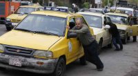 الحكومة السورية تزيد أسعار الخبز والوقود