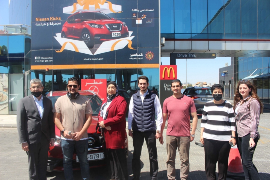 'اسماء محمد علي خضير ' الرابح الخامس بسيارة Nissan Kicks من المناصير للزيوت والمحروقات