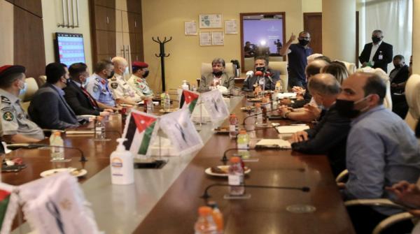 مسار خاص لمتلقي جرعتي كورونا في مطار الملكة علياء