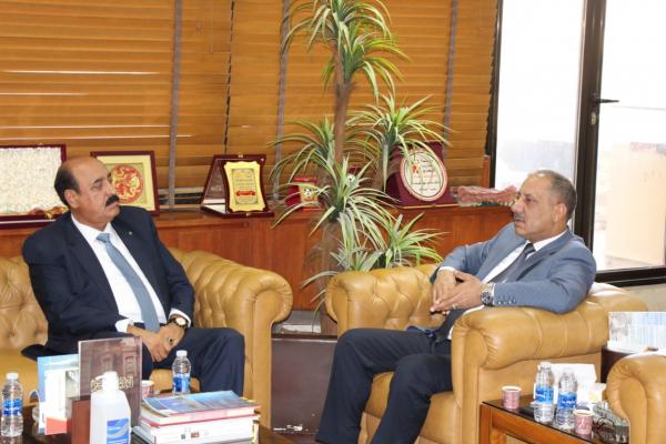 مدير مؤسسة المتقاعدين العسكريين يزور شركة المدن الصناعية