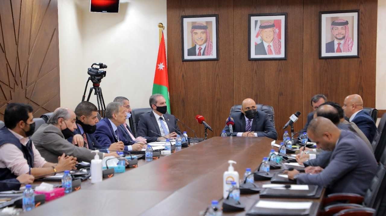الهواري: فتح الباب أمام ما دون 12 عاما لتلقي المطعوم بعد عيد الأضحى