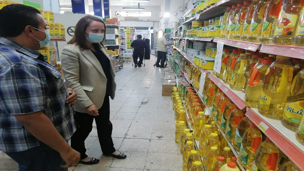 مواصلة مراقبة الأسواق التجارية قبيل العيد 