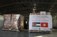 تنفيذا للتوجيهات الملكية.. "الخيرية الهاشمية" ترسل طائرة مساعدات طبيه إلى تونس