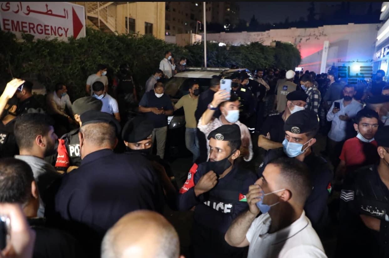 شاهد عيان يروي تفاصيل ما حدث داخل مستشفى الجاردنز