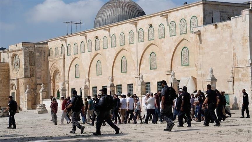 119 مستوطنا يقتحمون الأقصى وسط قيود مشددة