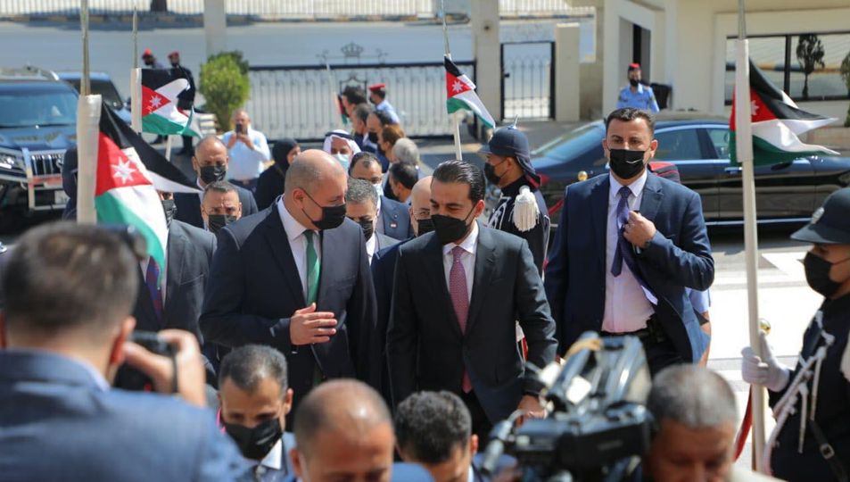 العودات و الحلبوسي يؤكدان أهمية البناء على نتائج القمةالثلاثية الأردنية العراقية المصرية (صور)
