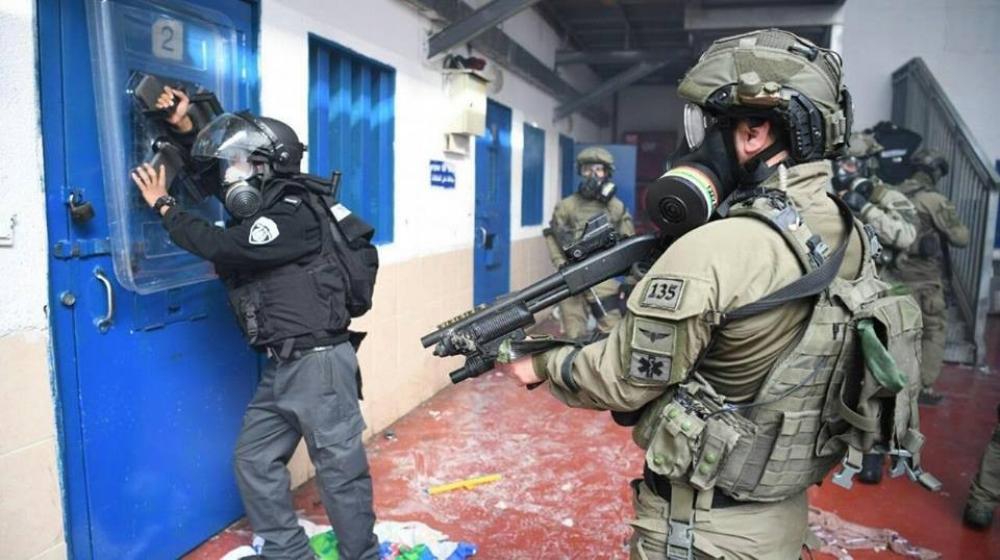 أبو بكر: الأوضاع في سجون الاحتلال لا تطاق والاعتداءات تتصاعد