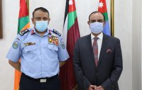 مدير الامن العام يُكرم اللواء المتقاعد الحباشنة