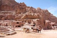 إعلان البترا منطقة خضراء