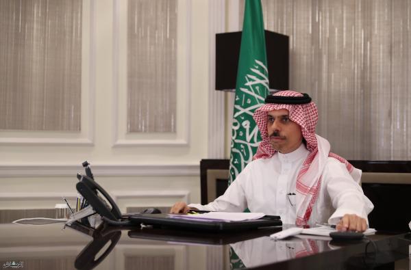 السعودية: سندعم اتفاقا مع إيران يضمن عدم امتلاكها السلاح النووي