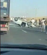 وفاة و4 اصابات بتدهور مركبة على الطريق الصحراوي(فيديو)
