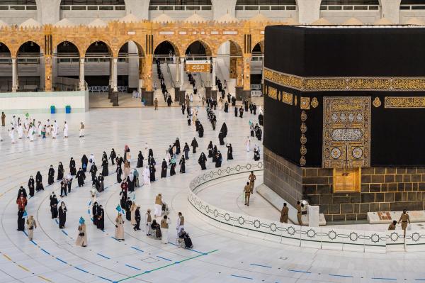 الاوقاف توضح حول بدء السعودية استقبال طلبات العمرة