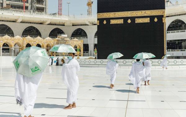 المسجد الحرام يشهد توافد المعتمرين من داخل السعودية