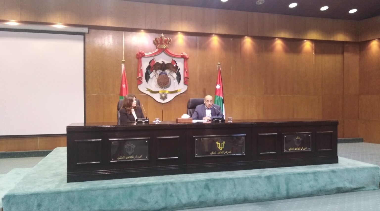 الوزير الأسبق الخريشا يدعو لاستقرار التشريعات في قانوني الانتخاب والأحزاب