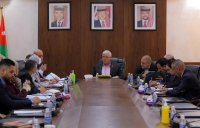 الخرابشة: توجه لتقريب الرواتب بين القطاعين العام والخاص