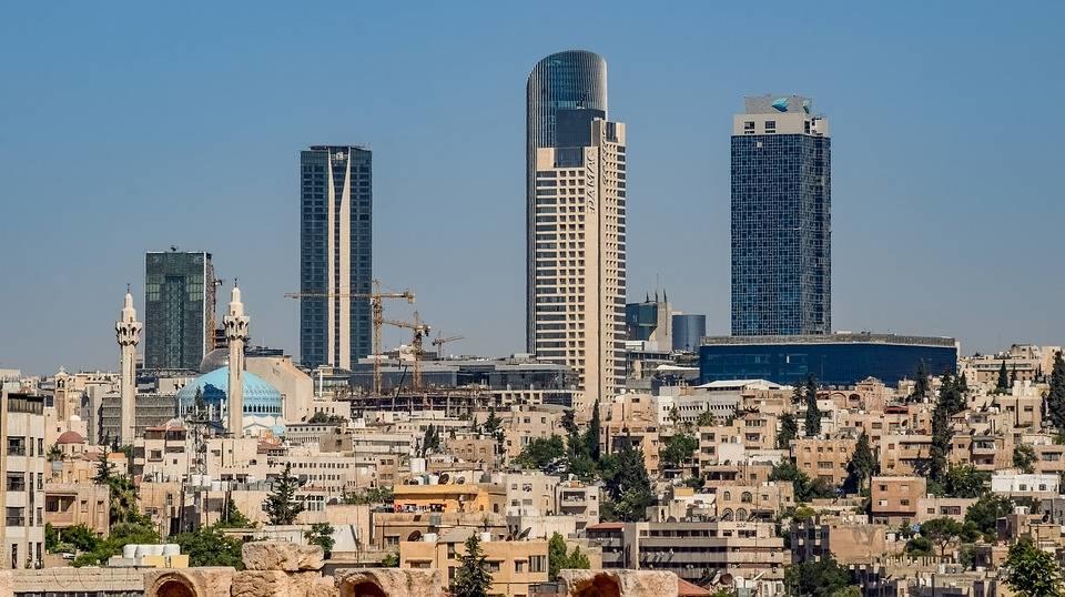 الحرارة تبقى أقل من معدلاتها