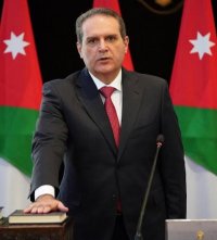 التيار النقابي المهني للأطباء يثمن قرار الهواري بتكليف القرالة