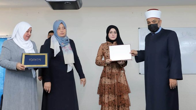 الخلايلة يدعو الواعظات لبث الأمل