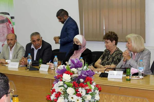 مرأة الأعيان تعرض أولوياتها التشريعية