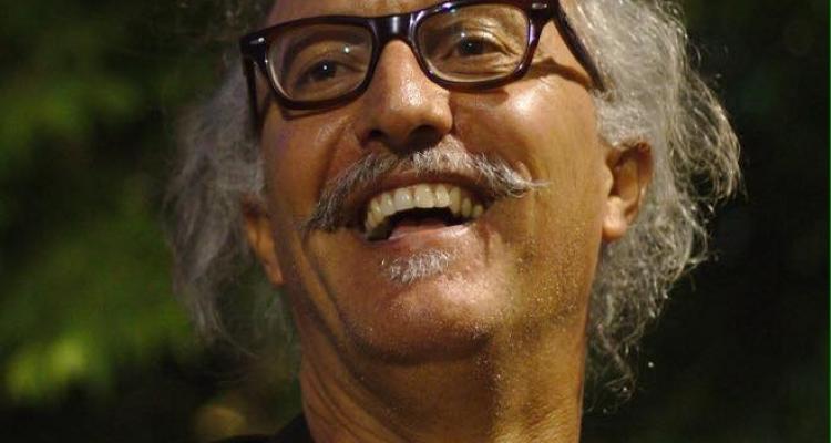أمن السلطة يفرج عن الأكاديمي خلدون بشارة والتهمة "حيازة أعلام فلسطين"!