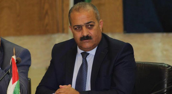 محافظ إربد: جولات ميدانية لتطبيق أوامر الدفاع