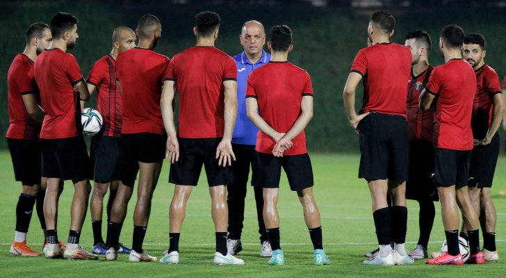 هذه تشكيلة المنتخب الوطني لكرة القدم في بطولة البحرين- أسماء