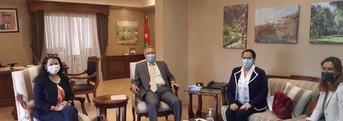 وزير البيئة يبحث مع الأمين العام المساعد للأمم المتحدة التعاون المشترك