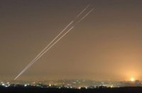 اصابة 6 مستوطنين جراء إطلاق صاروخ من غزة (فيديو)