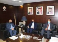 عزايزة والسفير التونسي يبحثان تعزيز التعاون وتبادل الخبرات في مجال النقل