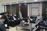 اتفاق أردني إسباني على تبادل الخبرات بالنقل السككي