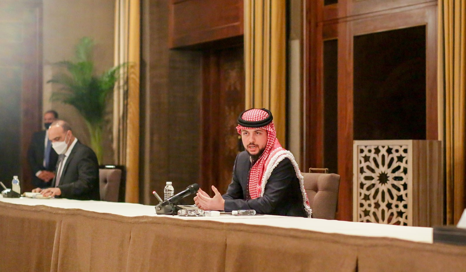 اسرة " مرايا " تتمنى الشفاء العاجل لولي العهد