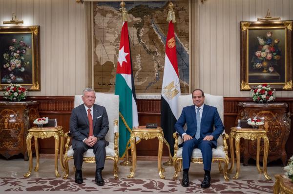 الملك يتلقى اتصالاً من السيسي للاطمئنان على صحة ولي العهد